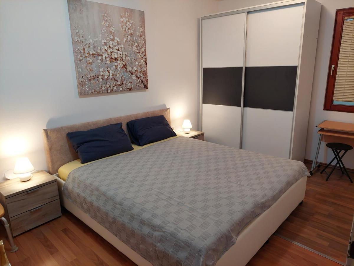 Apartment Anita Jesenice (Split-Dalmatia)